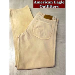 American Eagle Outfitters Khaki Jeans 32-32